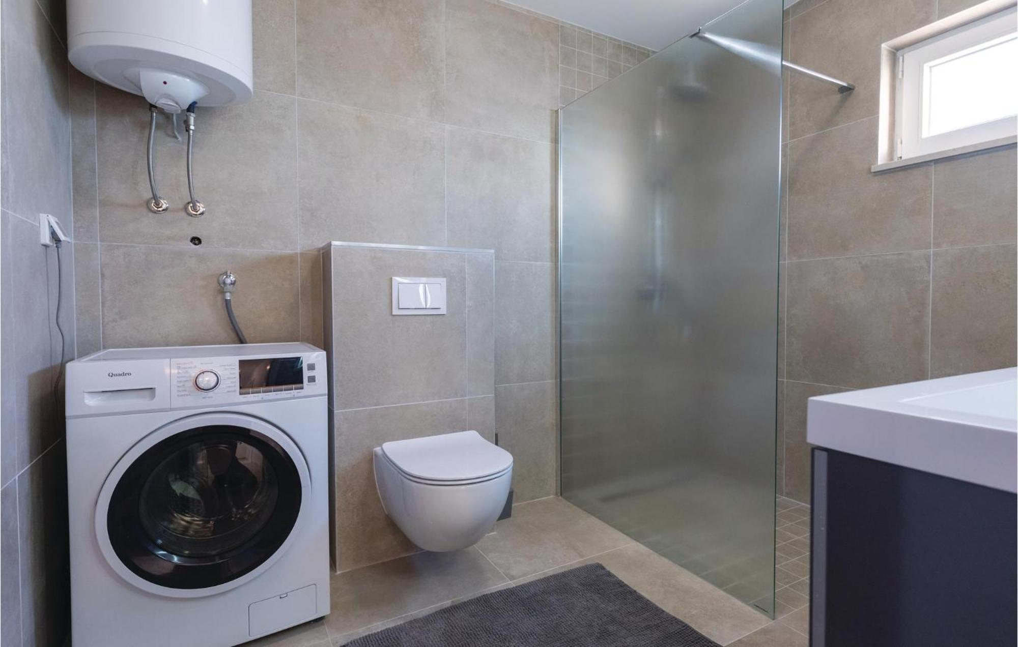 Awesome Apartment In Blace With House Sea View Bagian luar foto